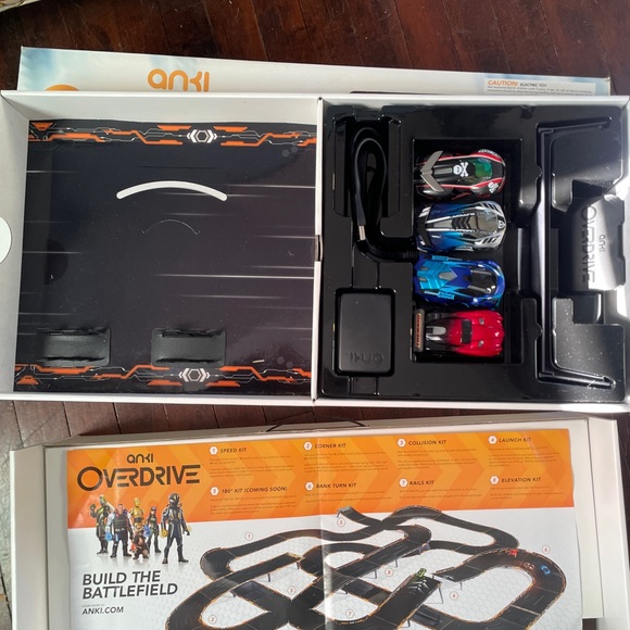ANKI Overdrive Starter Kit - Picture 3 of 9